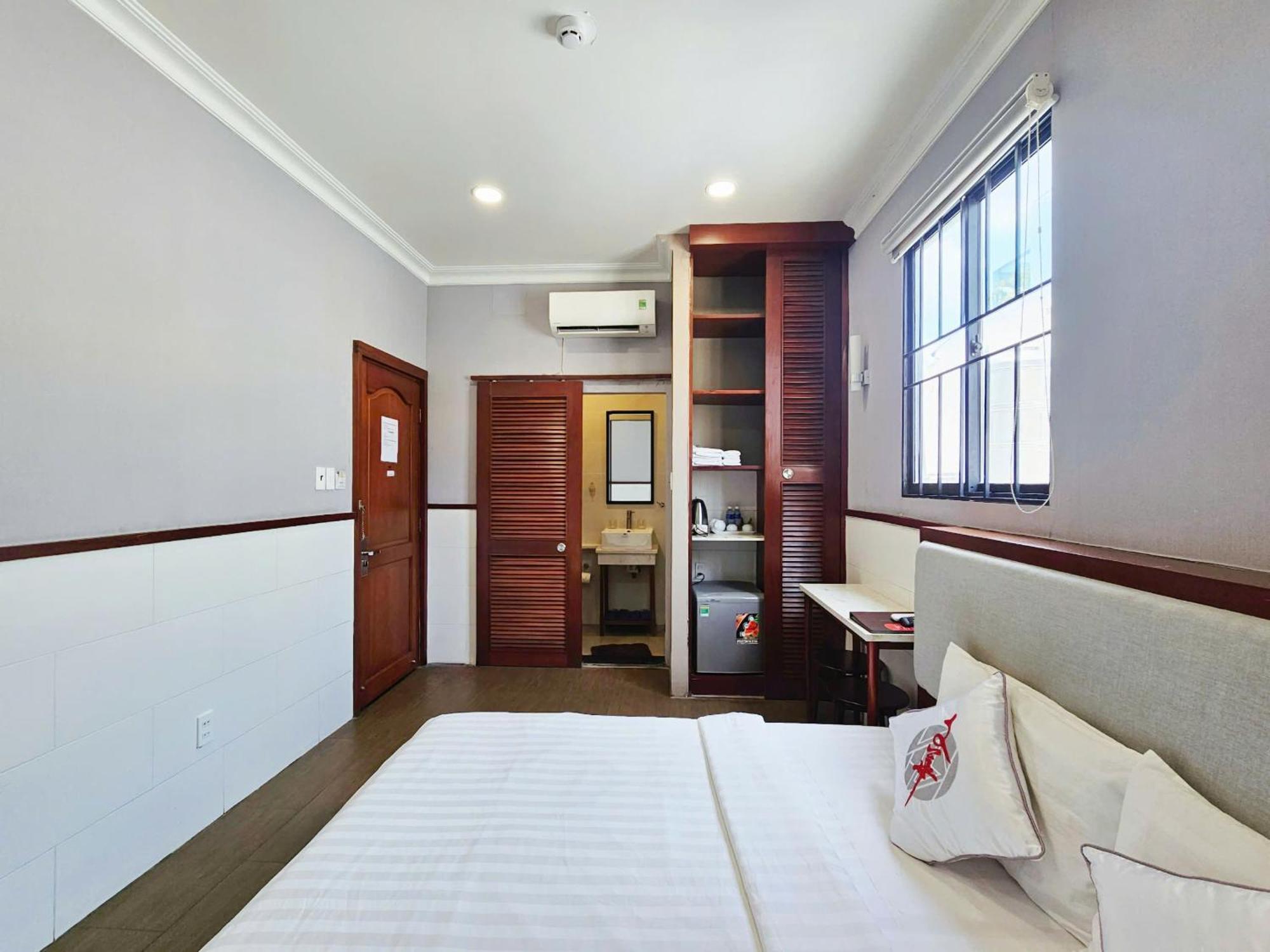 Hotel Hoa 2*